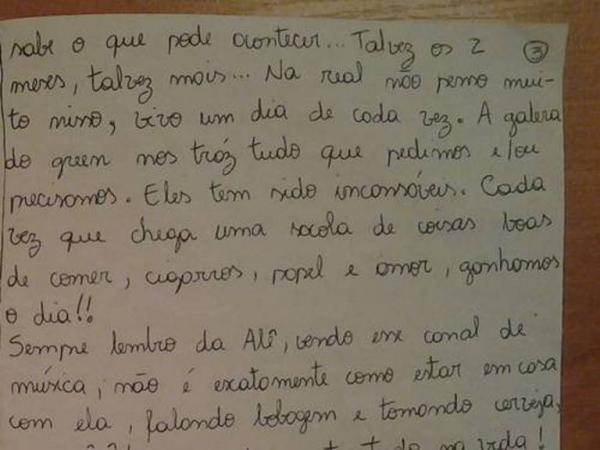  Carta de ativista brasileira presa na R&uacute;ssia para a m&atilde;e Foto: Reprodu&ccedil;&atilde;o Carta de ativista brasileira presa na R&uacute;ssia para a m&atilde;e   (Imagem:Reprodu&ccedil;&atilde;o)