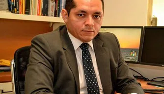 Roosevel Figueiredo,  Secretário de Finanças do TJ-PI.