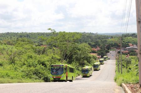 Ônibus com ar condicionado