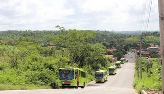 Ônibus com ar condicionado