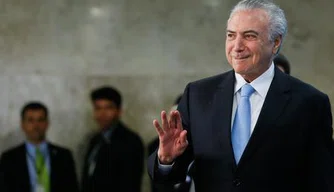 Temer sanciona lei de terceirização com três vetos