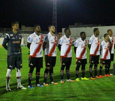 River vence pelo Piauiense.