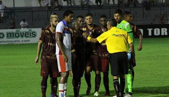 River empata em 1x1 com o Piauí