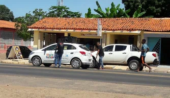 Carro do Monte Sinai sendo empurrado