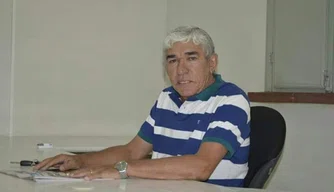 Prefeito de Piripiri, Luiz Menezes.