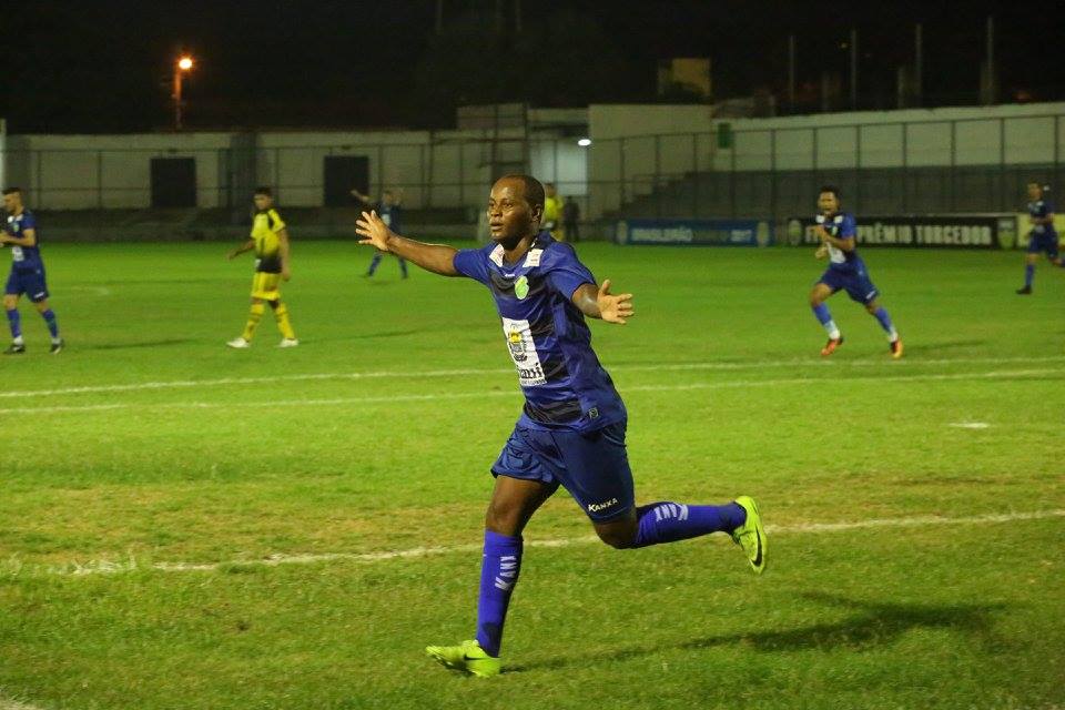 Mais uma vitória do Altos no Campeonato Brasileiro.