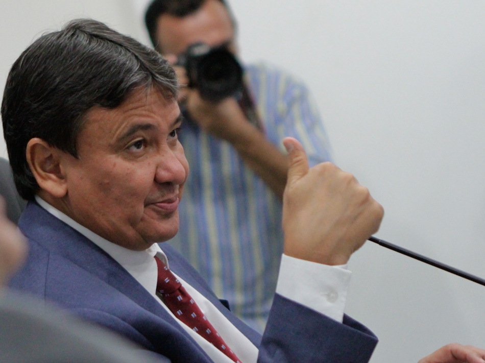 Governador Wellington Dias quer investir em piscicultura