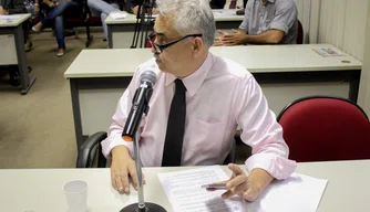 Deputado Robert Rios.