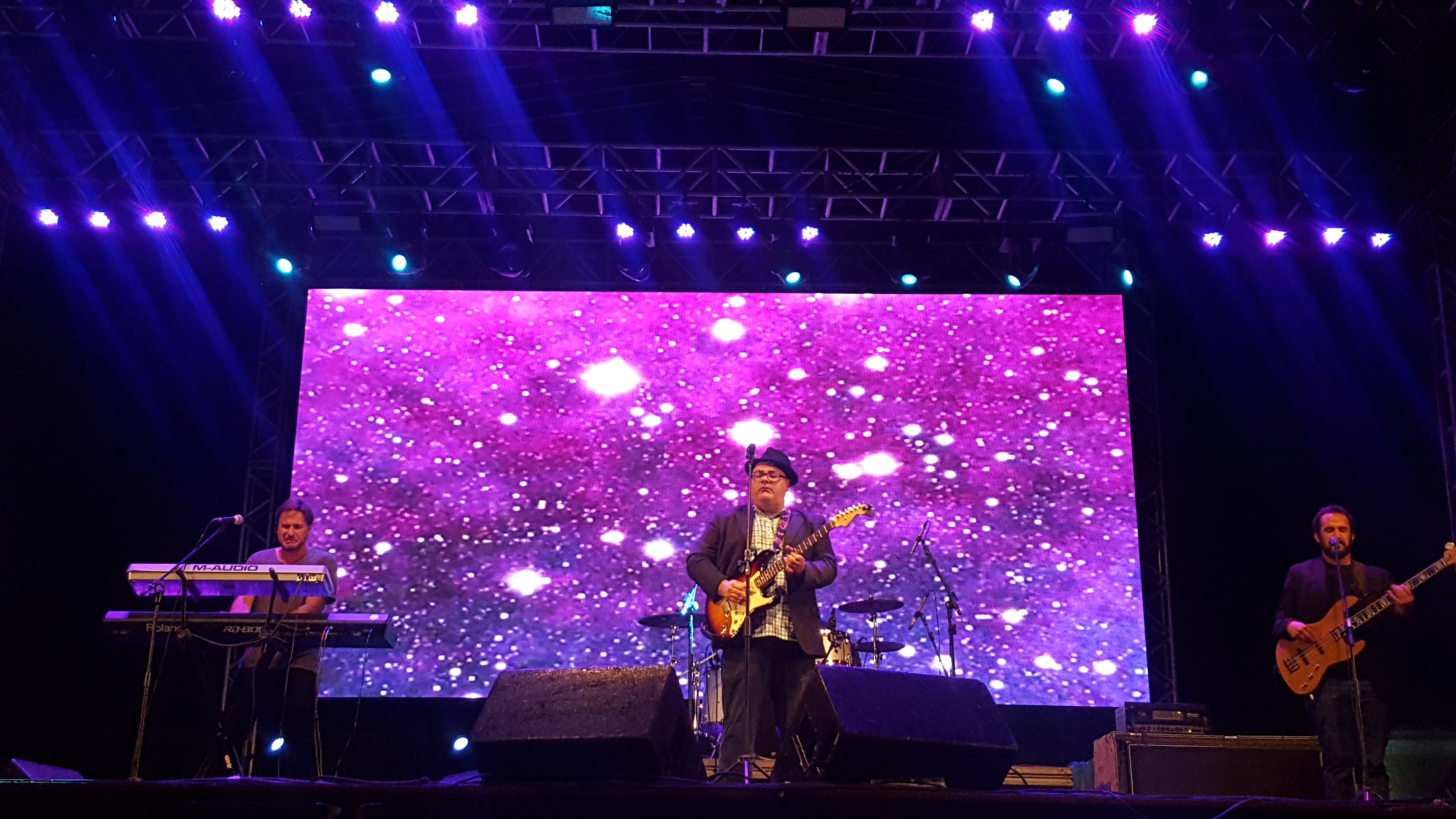 Gustavo Andre Blues Band abriu a segunda noite do Festival de Inverno de Pedro II