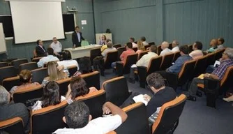 Reunião com chefes do setor operacional da Agespisa.