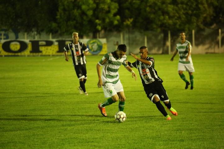 Altos empata com Santos e busca classificação no jogo de volta.