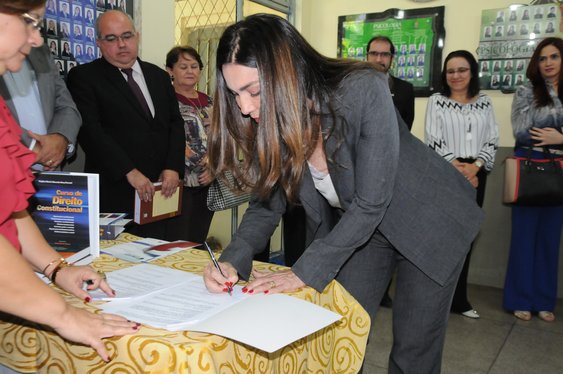 Solenidade de lançamento da Biblioteca Virtual Especializada.