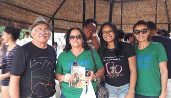 Evento de adoção de animais no Parque Potycabana