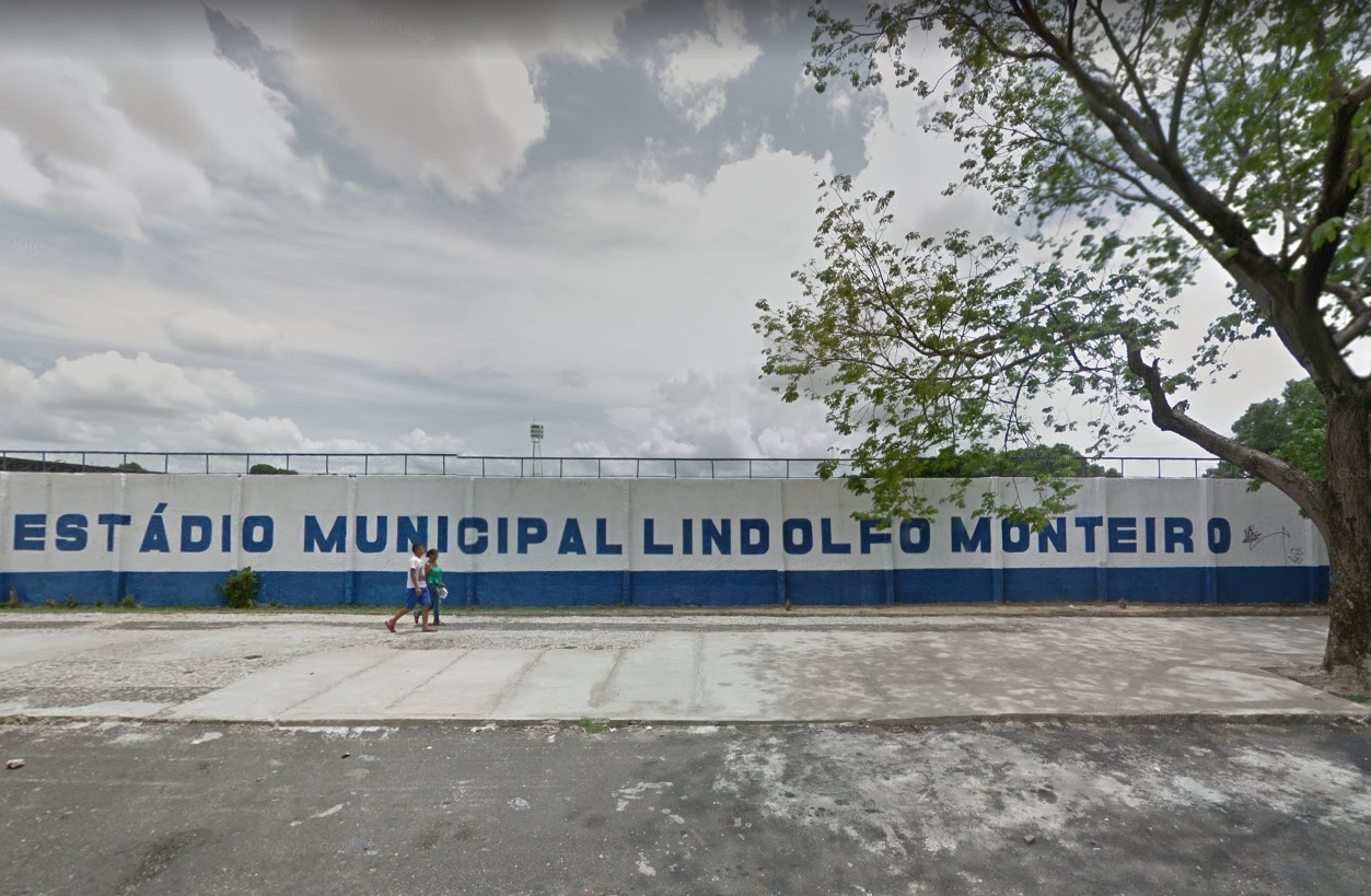 Estádio Lindolfo Monteiro