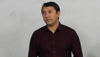 Magno Soares, prefeito de Castelo do Piauí