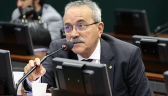 Deputado Federal Átila Lira (PSB-PI)