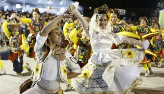 Campeãs do Nordeste disputam título nos Folguedos e quadrilha da Paraíba ganha disputa.