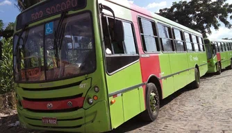 Ônibus terão paralisações no mês de outubro.