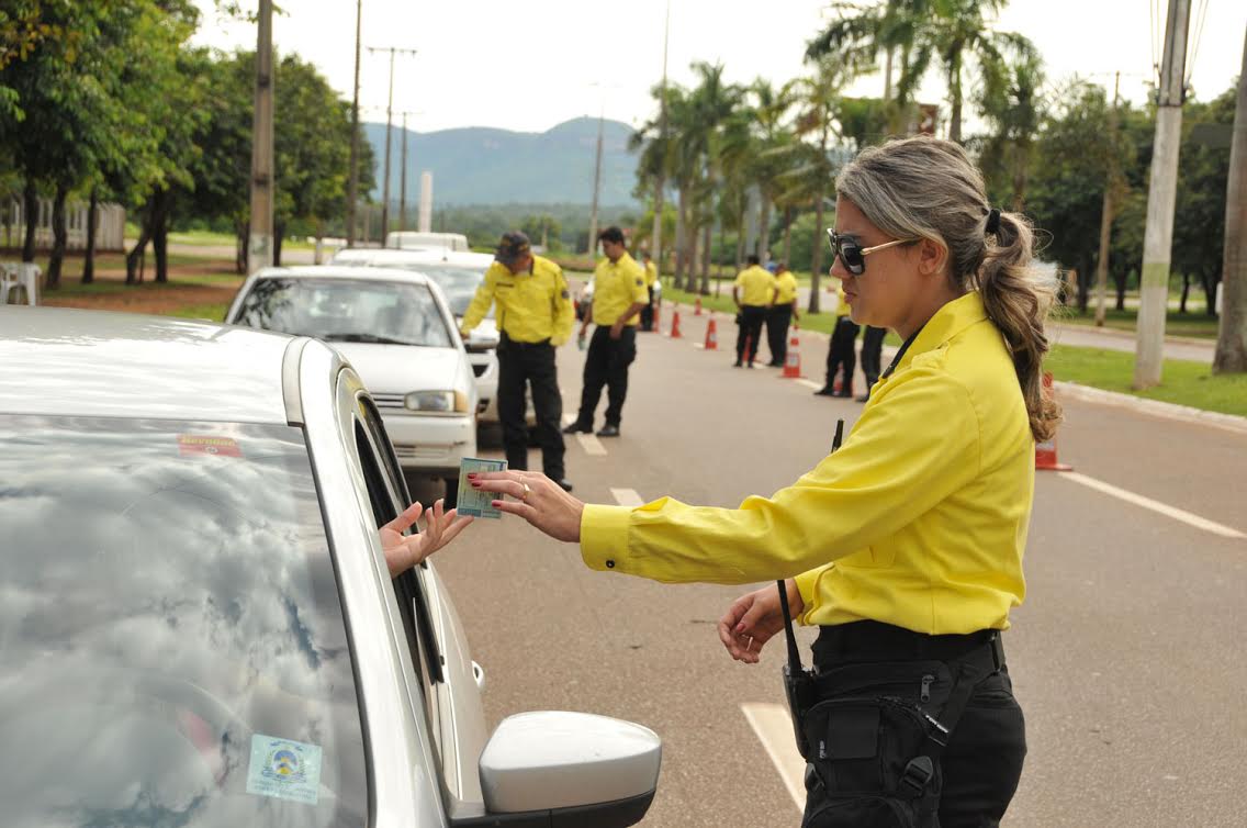 Agente de Trânsito.