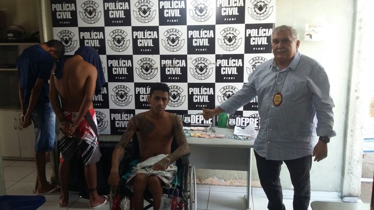 A Depre prendeu Pedro Henrique em flagrante com droga e dinheiro.