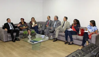 Reunião no Tribunal de Justiça do Piauí