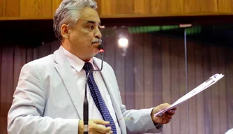 Deputado Robert Rios (PDT).