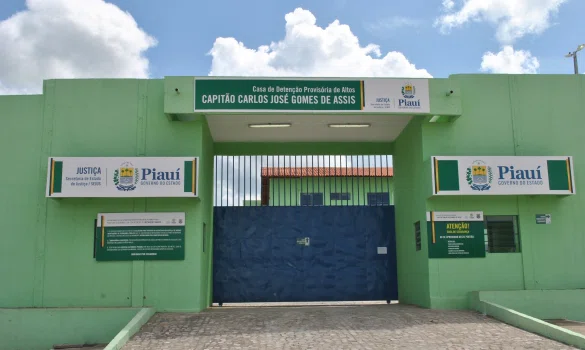 Cadeia Pública de Altos.