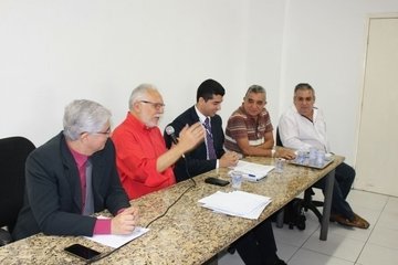 Reunião de divulgação do PIB estadual do ano de 2015.