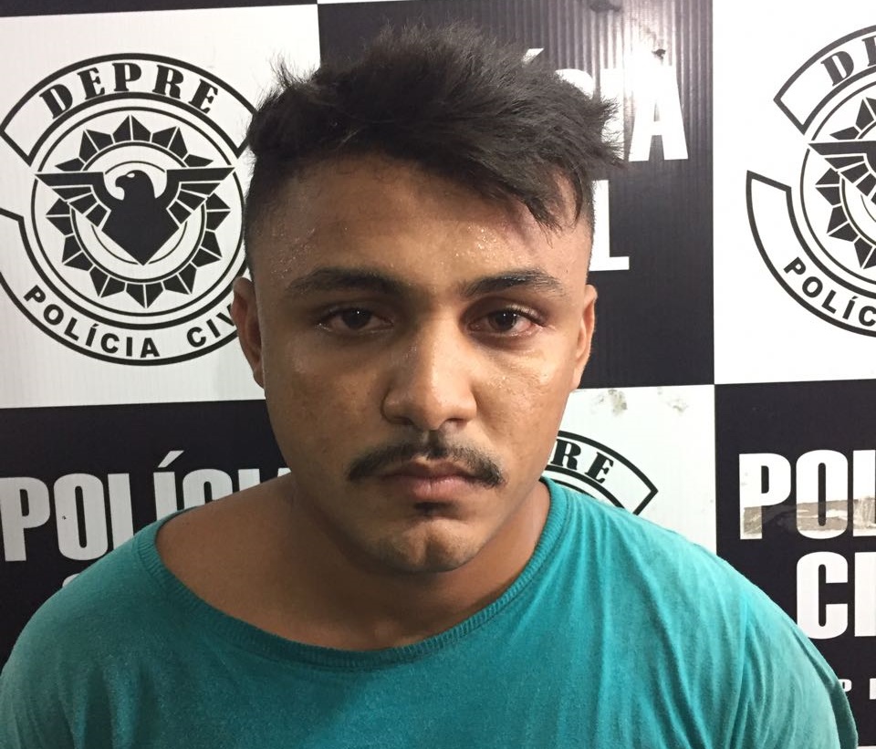 Homem é preso com maconha no Vila Irmã Dulce.