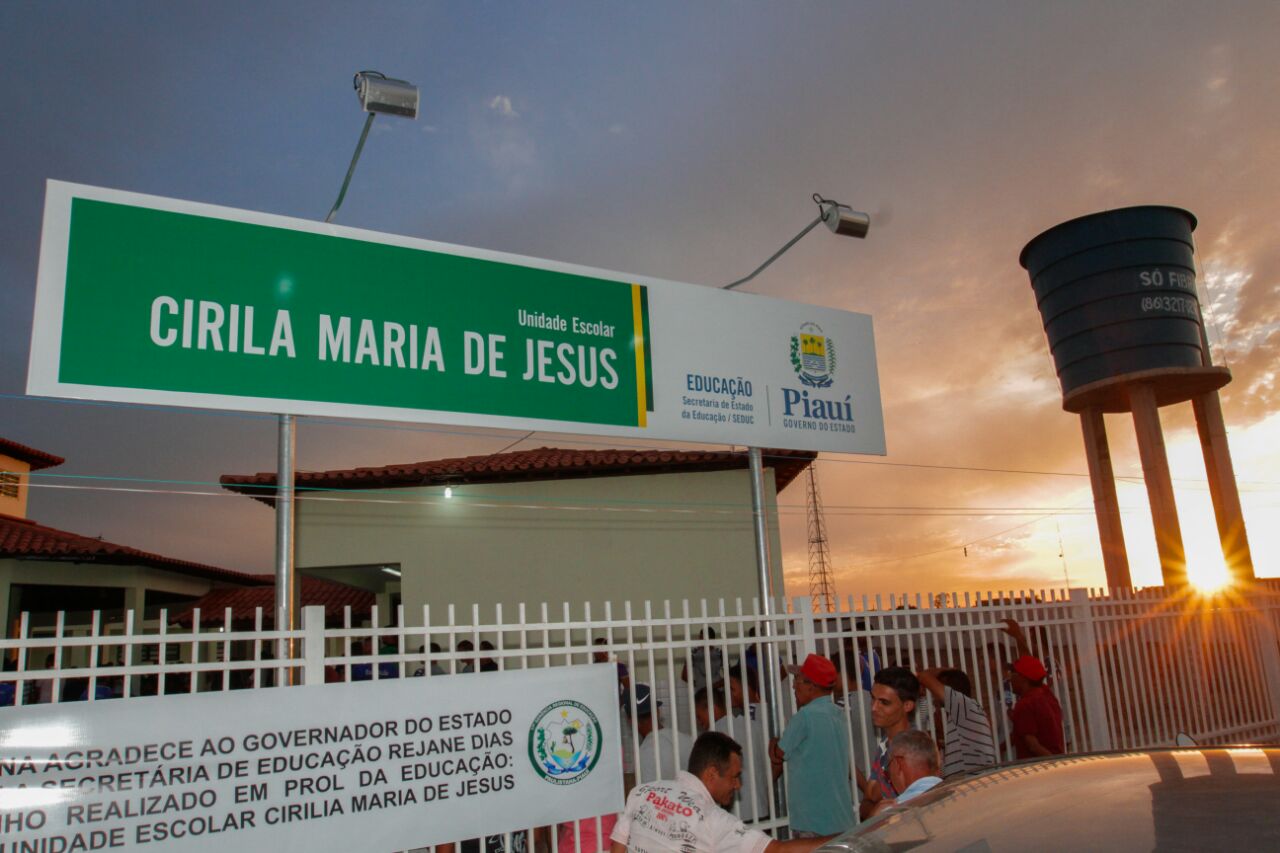 Inauguração da Unidade Escolar Cirila Maria de Jesus.