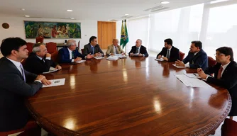 Bancada do Nordeste em reunião com Michel Temer.