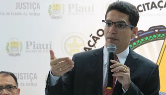 Daniel Oliveira.