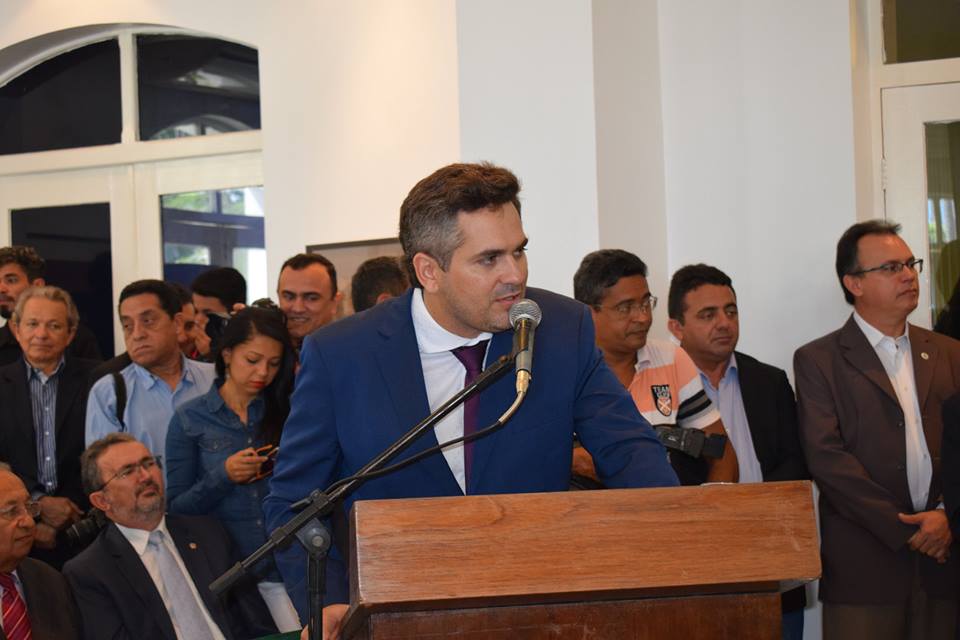 Presidente da Fepiserh, deputado Pablo Santos (PMDB).