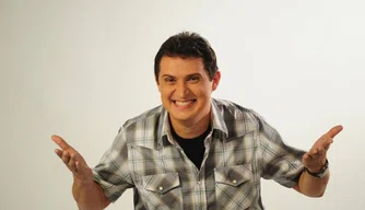 Humorista Amauri Jucá.