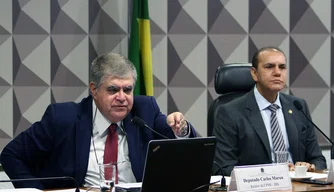 Carlos Marun e Ataídes Oliveira, durante a reunião da CPMI da JBS.