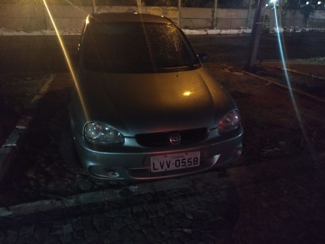 Veículo encontrado no estacionamento do Hospital do Dirceu II.