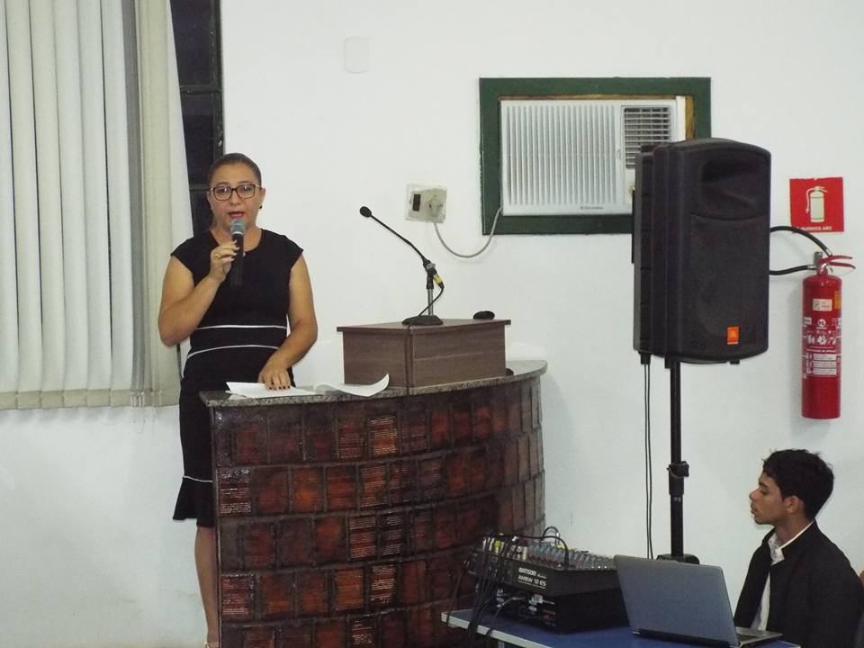 Vilma Amorim leva mensagem à Câmara na abertura do ano Legislativo.