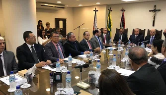 Chefes de Polícias Estaduais se reuniram com o ministro Alexandre de Morais.