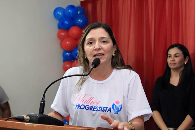 Ex-prefeita Adriane Prado.