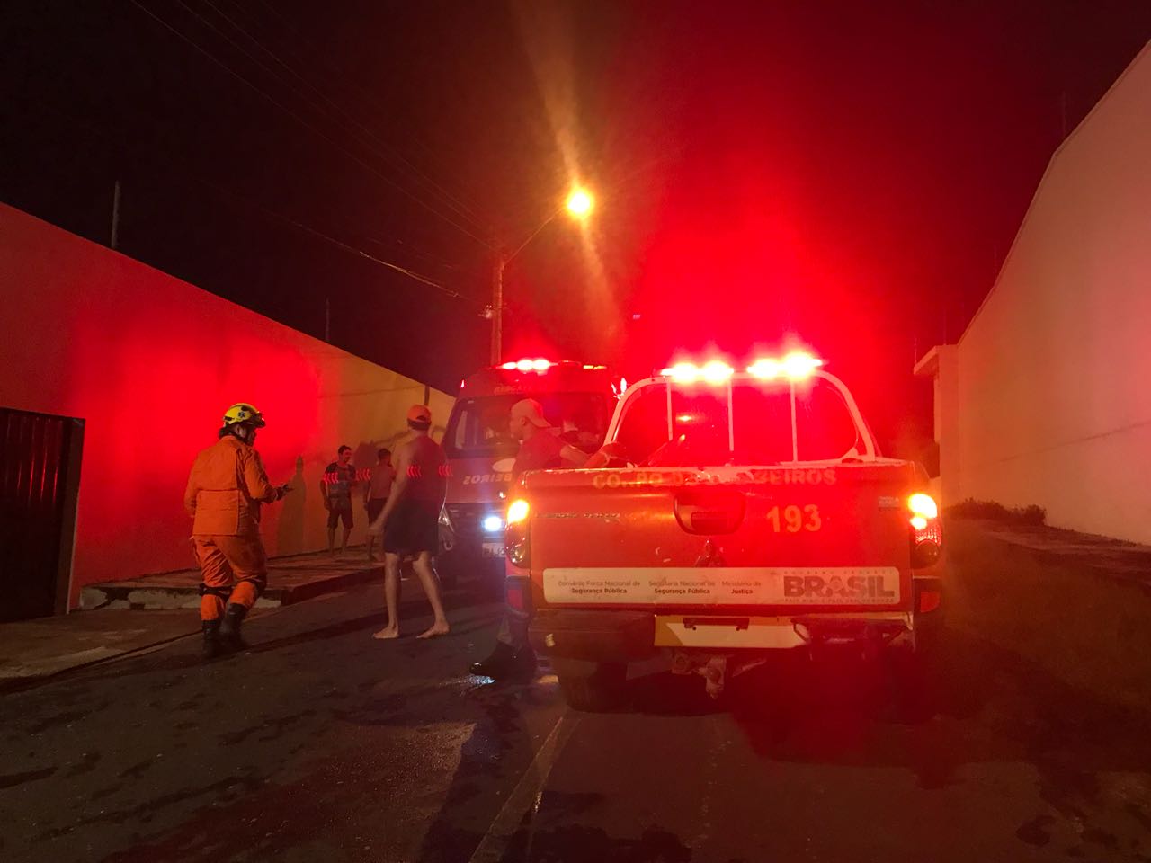 O Corpo de Bombeiros atuou nas áreas que foram prejudicadas com as chuvas.