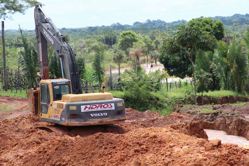 Escoamento da Barragem do Bezerro