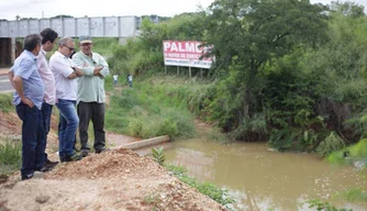 Firmino visitou pontos de alagamento da cidade