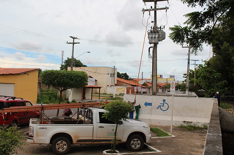 Eletrobras cortou energia da Prefeitura de Parnaíba por inadimplência.