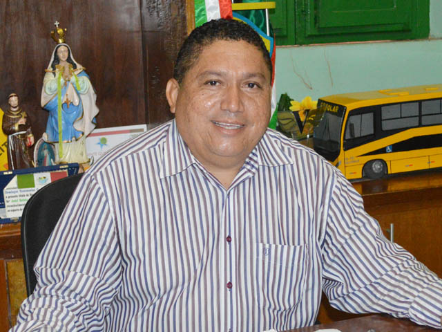 Prefeito Josiel Batista