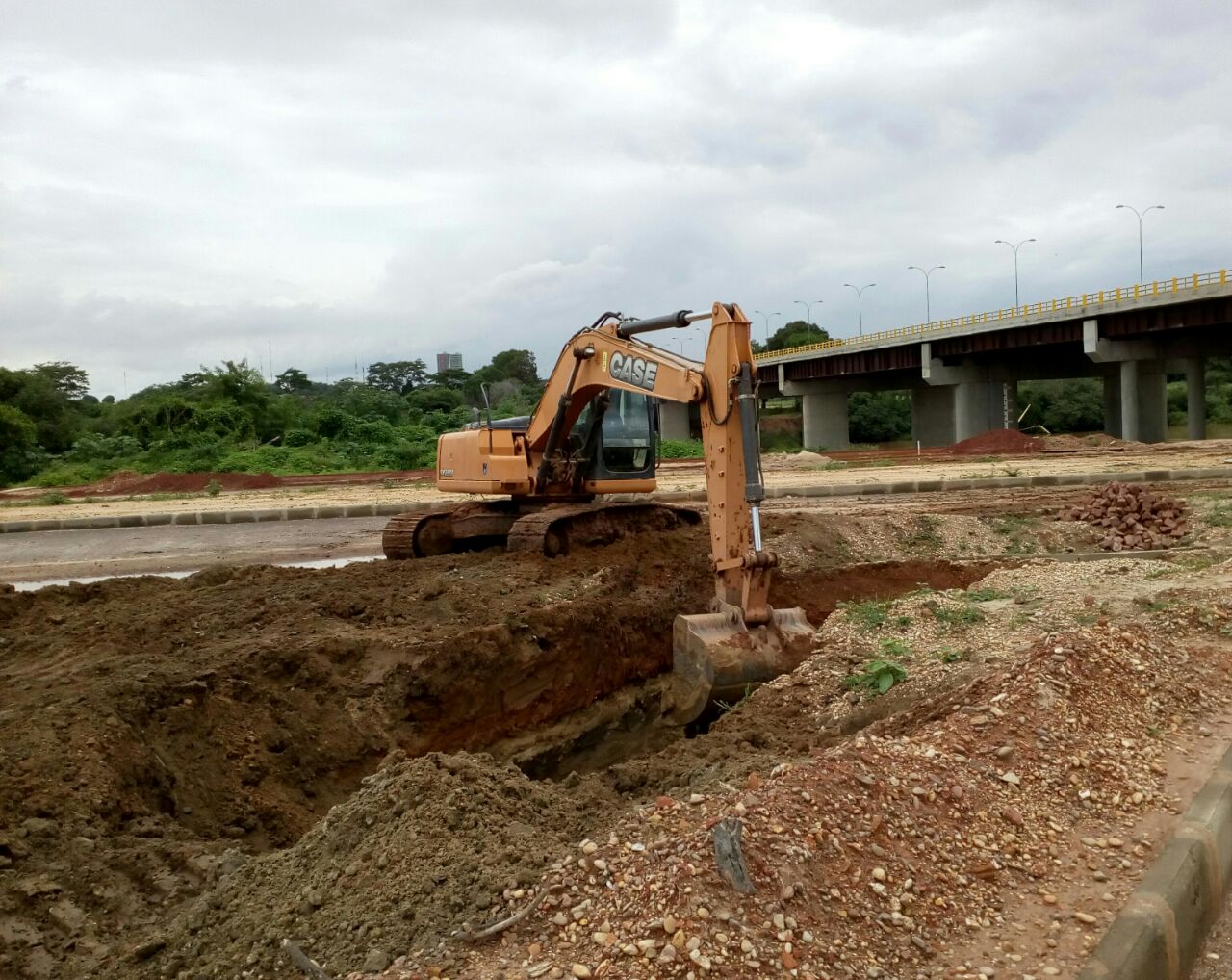 Obras na avenida Padre Humberto