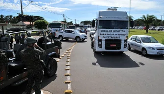 Forças Armadas são acionadas para desobstruir Terminal do Petróleo.