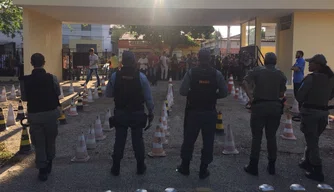 Ação da Polícia Civil durante a aplicação de provas do concurso.