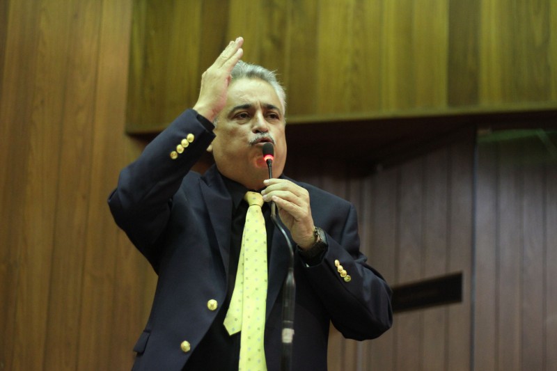 Deputado Robert Rios (DEM).