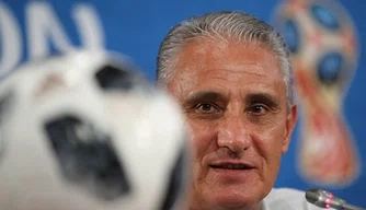 Tite deu entrevista coletiva na véspera da estreia na Copa do Mundo.