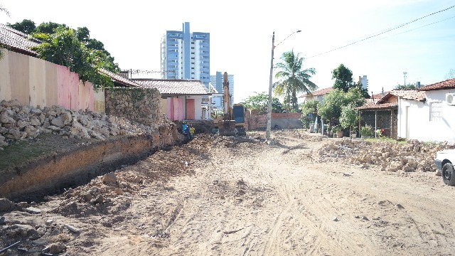 Avenida terá acesso liberado após intervenção.